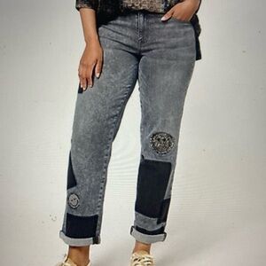 LOGO by Lori Goldstein Boyfriend Jeans Smiley World Special Edition Grey Wash 2